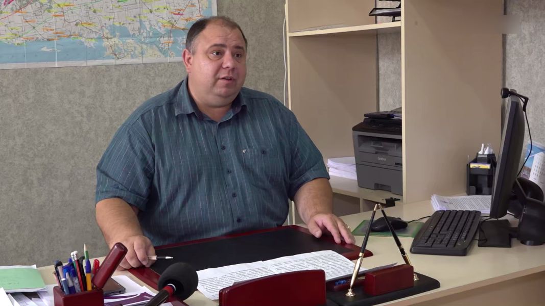 Росіянин, призначений «міністром освіти» окупаційного «уряду» Херсонщини, раніше контактував з місцевою агенткою ФСБ