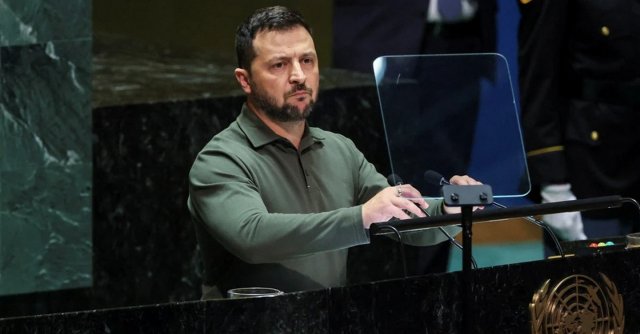 Зеленський: Канада допоможе Україні відновити Каховську ГЕС