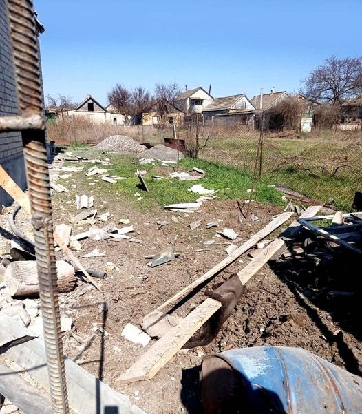 Вночі російська армія обстріляла Микільське Дарʼївської громади