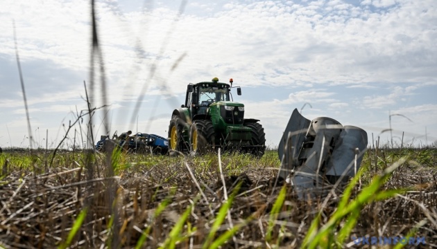 У рамках розмінування треба обстежити 470 тисяч гектарів сільгоспземель - Міноборони