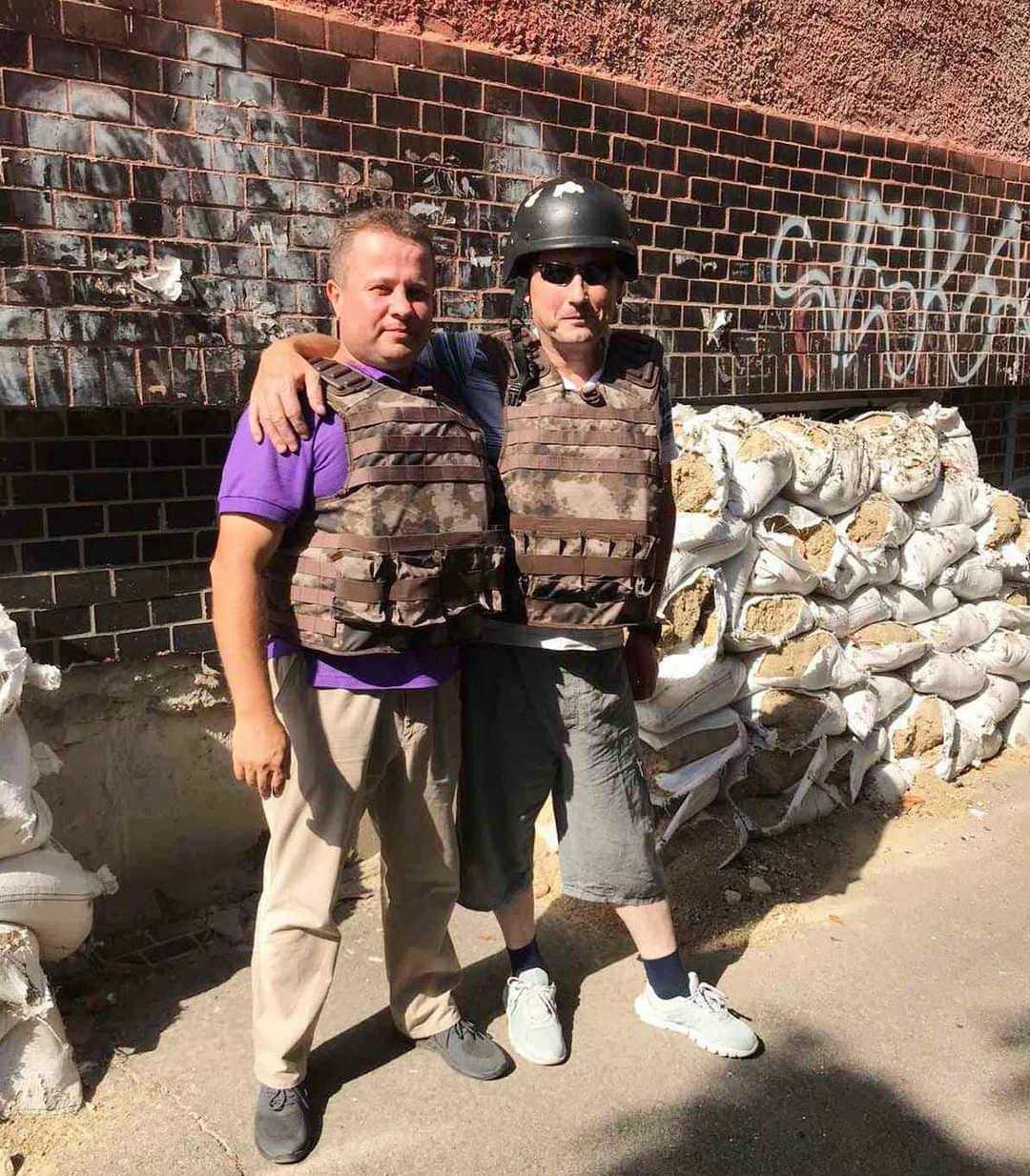 Працівники Шумської міської ради допомагають Херсону