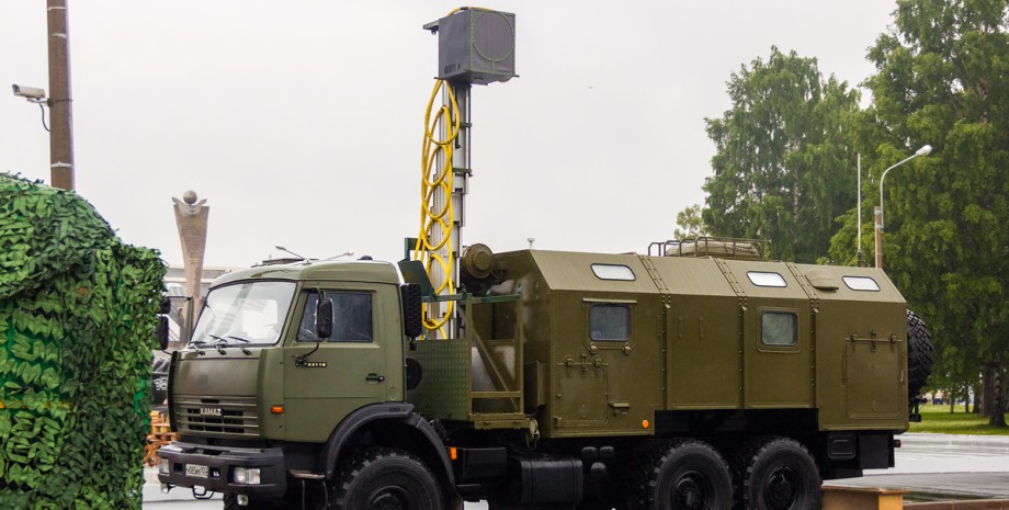 З’явилось фото знищеної новітньої російської РЛС “Прєдєл-Е”