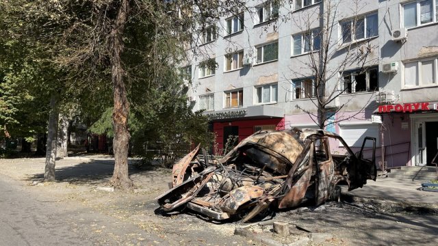 Повітряна тривога в Херсоні не працює. У людей мало часу на те, щоб скористатись вуличними укриттями — ОВА
