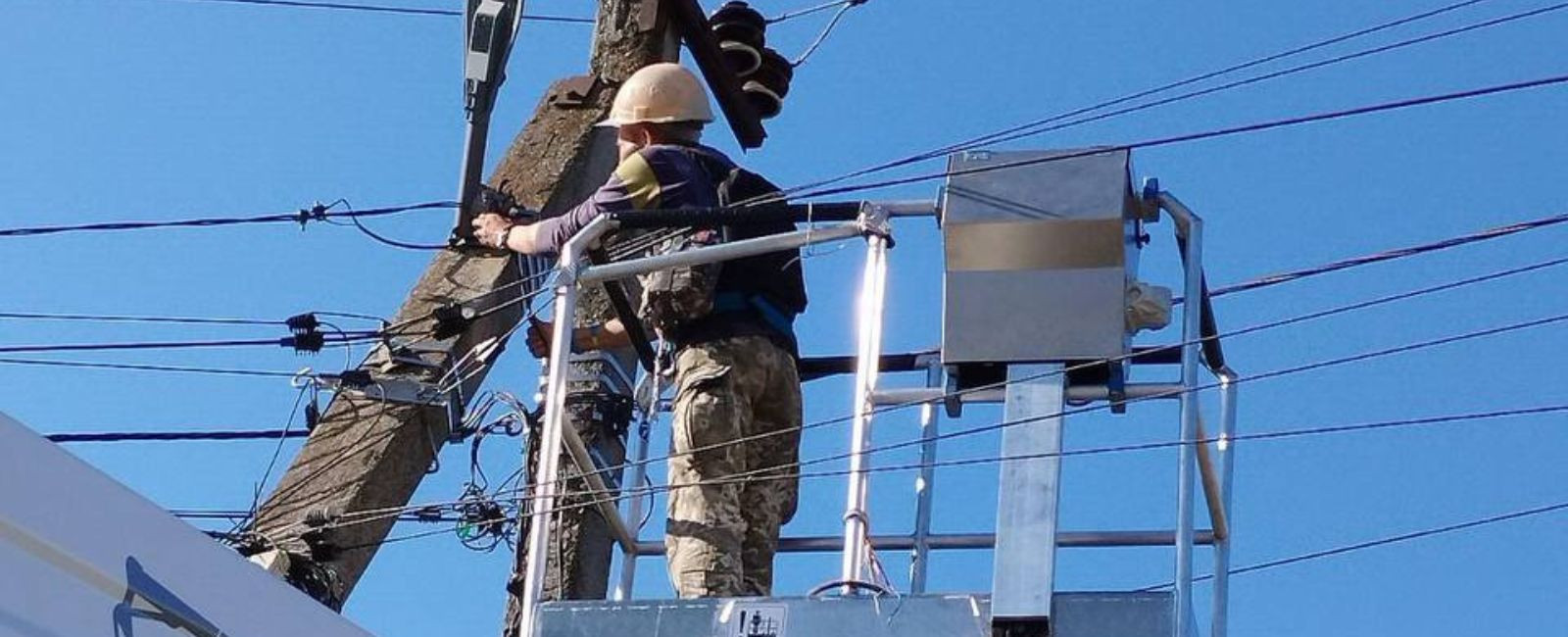 У Херсоні під’єднали до електрики понад 200 абонентів