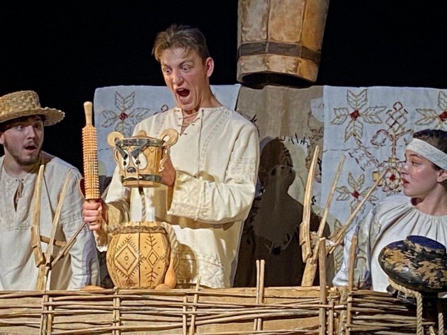 Херсонський ляльковий театр гастролює на Львівщині