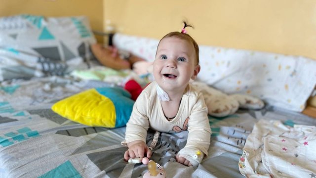 Жирова пухлина впливала на рухливість ніжки: у Львові прооперували 5-місячну херсонку