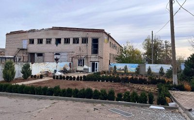 У Бериславі окупанти скинули боєприпас із безпілотника на житловий квартал - постраждав чоловік