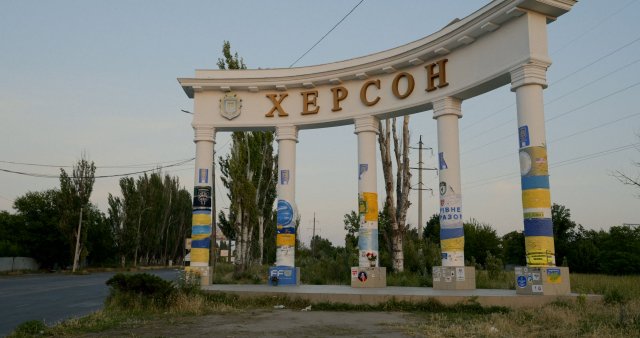 Відбулася прем’єра документального фільму про херсонський театр “Лишатися (не) можна”