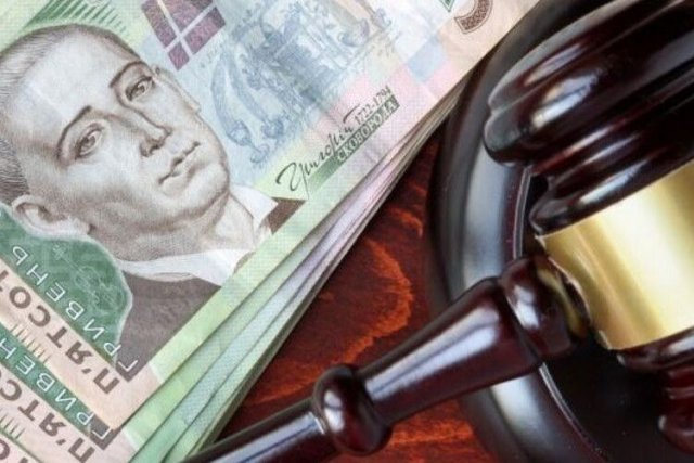 Судитимуть ексочільника медичного закладу Херсона та двох підприємців за розтрату бюджетних коштів