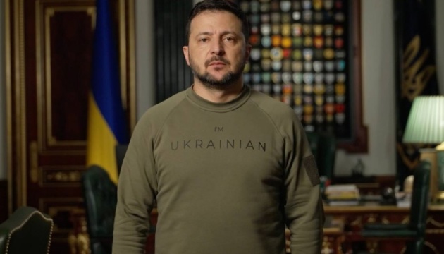 Росія весь рік мститься Херсону та іншим звільненим містам - Зеленський