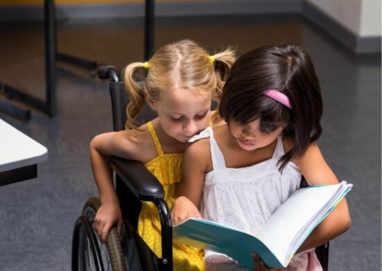 В Україні зростуть виплати особам з інвалідністю: на скільки зміниться розмір допомоги