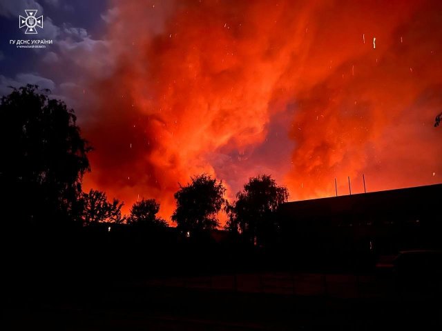 Опівночі російська армія завдала ракетного удару по Херсону