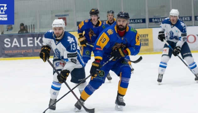 Хокей: «Сокіл» закинув 11 шайб «Харківським Берсеркам»