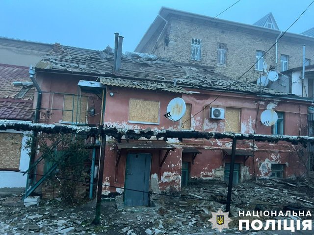Поліція фіксує наслідки нищівних ударів російських військ по Херсонщині