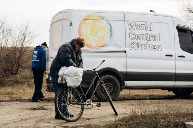 Американська гуманітарна місія "World Central Kitchen" продовжує підтримувати жителів Херсонщини
