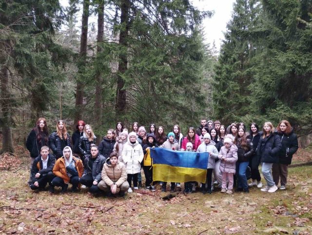 Діти з Херсонщини поїхали на канікули до Польші