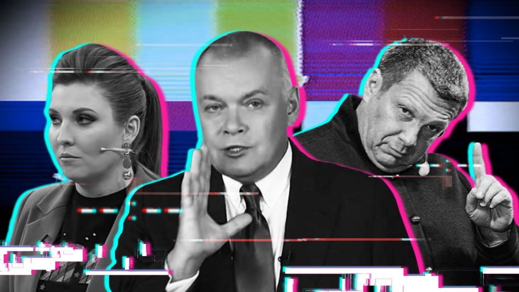 Жителів окупованих громад Херсонщини масово під’єднують до російського супутникового телебачення