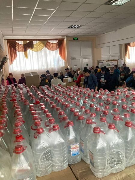 Більше 1 000 херсонців отримали продуктові  набори