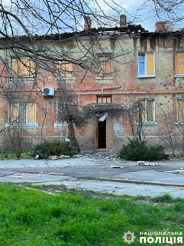 На Херсонщині внаслідок російської агресії дві людини загинуло та четверо поранено, поліція документує наслідки