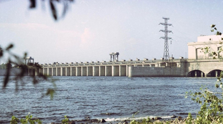 Пропагандисти на Херсонщині шукають охочих зніматись у фільмі про Каховську ГЕС