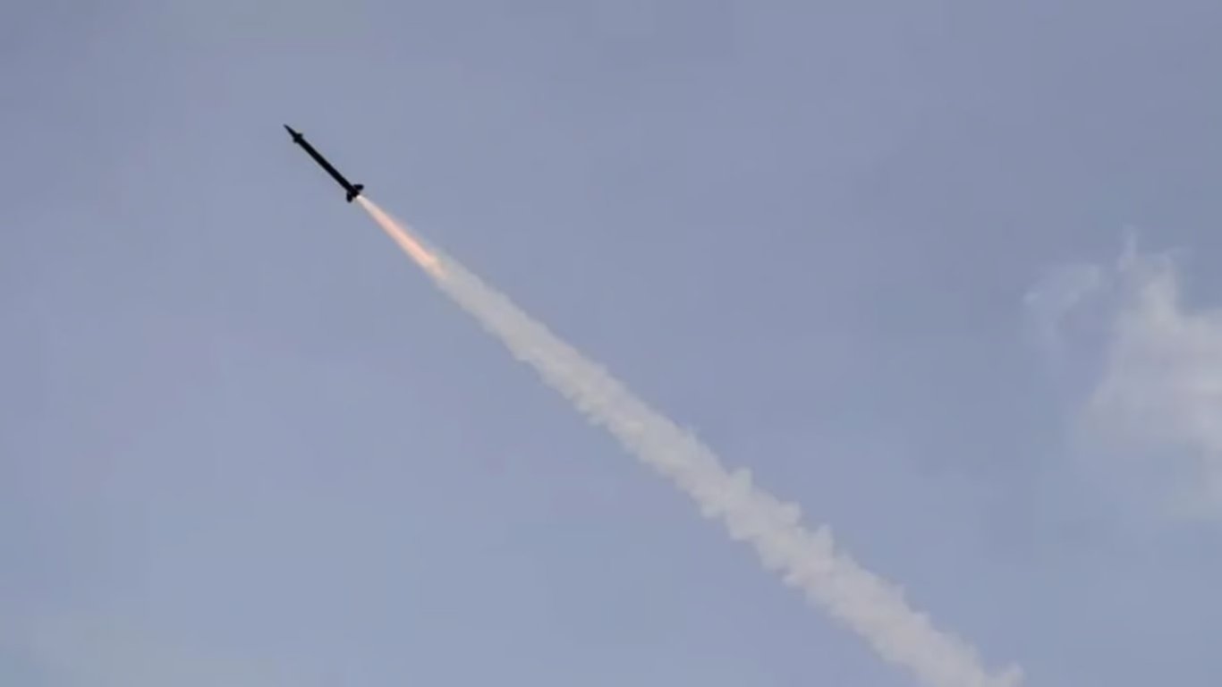 У Херсоні пролунали потужні вибухи