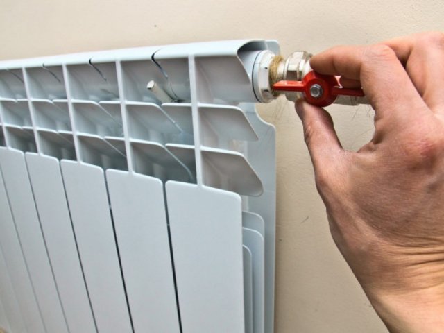 У Херсонській міській територіальній громаді з 25 березня завершується опалювальний сезон, - Мрочко