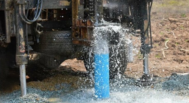 Будівництво свердловин, які мали напоїти жителів Херсонщини замість Каховського водосховища, через “призму” Prozorro