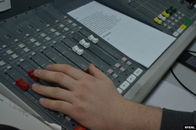 Для поширення українського мовлення, потрібно встановлювати нові передавачі, фото ілюстративне