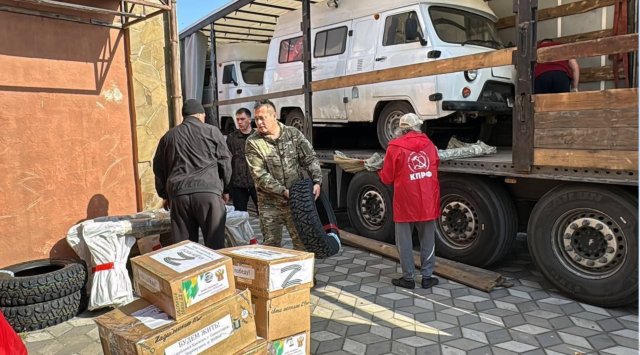 Як «комуністи» окупованої Херсонщини Кремлю допомагають