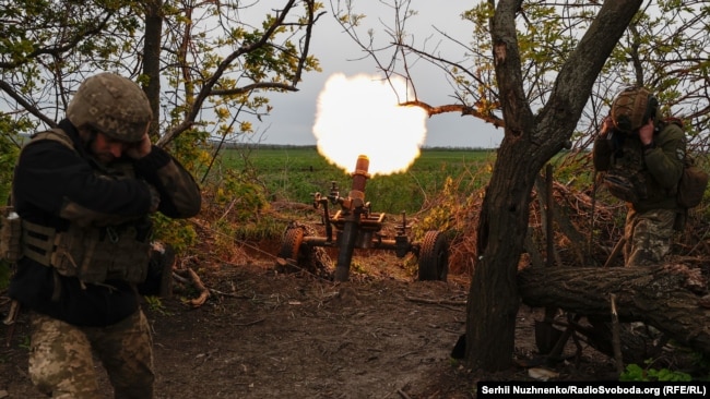 Робота мінометників на фронті. Бахмутський напрямок, Донецька область, 31 травня 2023, ілюстраційне фото