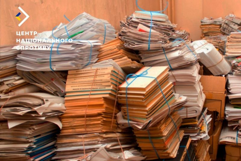 Білорусь передала книги захопленим школам на ТОТ