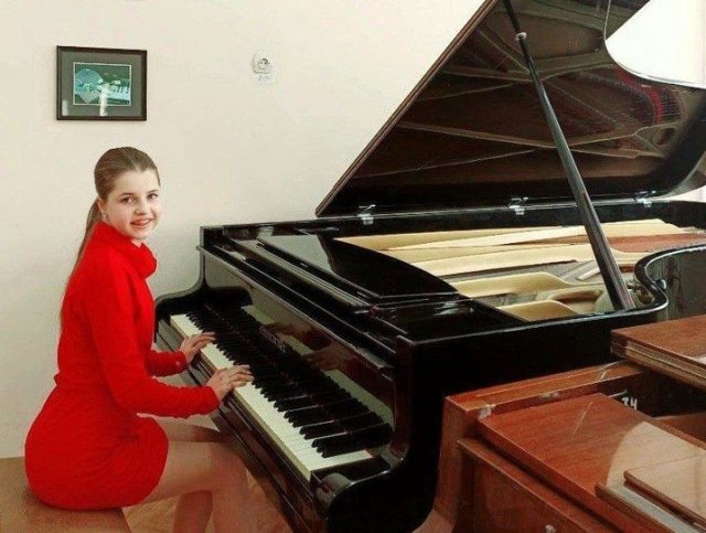 Генічанка Юлія Лебедєва здобула перемогу на міжнародному конкурсі “Празька Рапсодія –  2024”