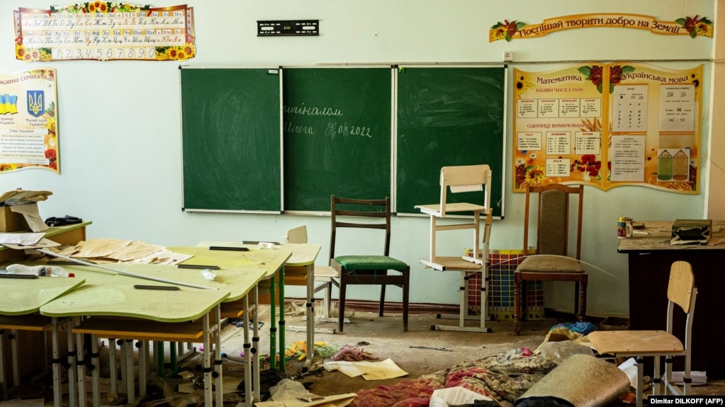 «Діти виїхали майже всі»: як відновлюється навчальний процес на Херсонщині під час війни? 