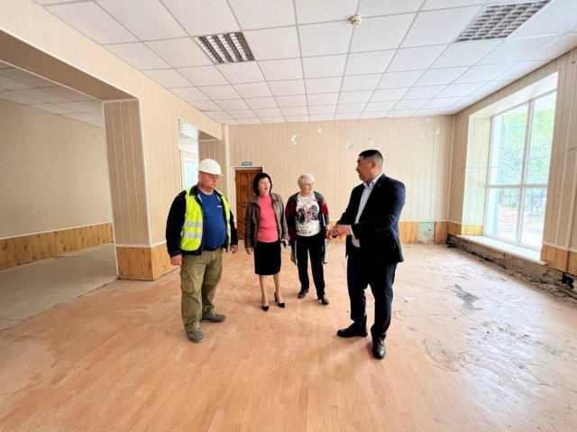 В окупованому Генічеську вирішили зруйнувати що одну школу