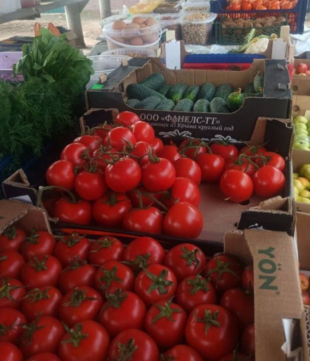 Полуниця по 150 рублів, редиска по 50: у Генічеську подешевшали овочі