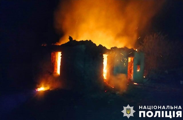 На Херсонщині через російську агресію поранено троє мирних жителів, поліція фіксує наслідки атак