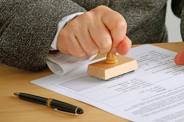 Підприємець з Москви незаконно зареєстрував свій бізнес в окупованій Каховці