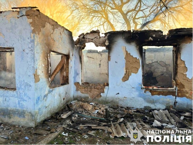 На Херсонщині поліція фіксує наслідки атак російської армії по деокупованій території