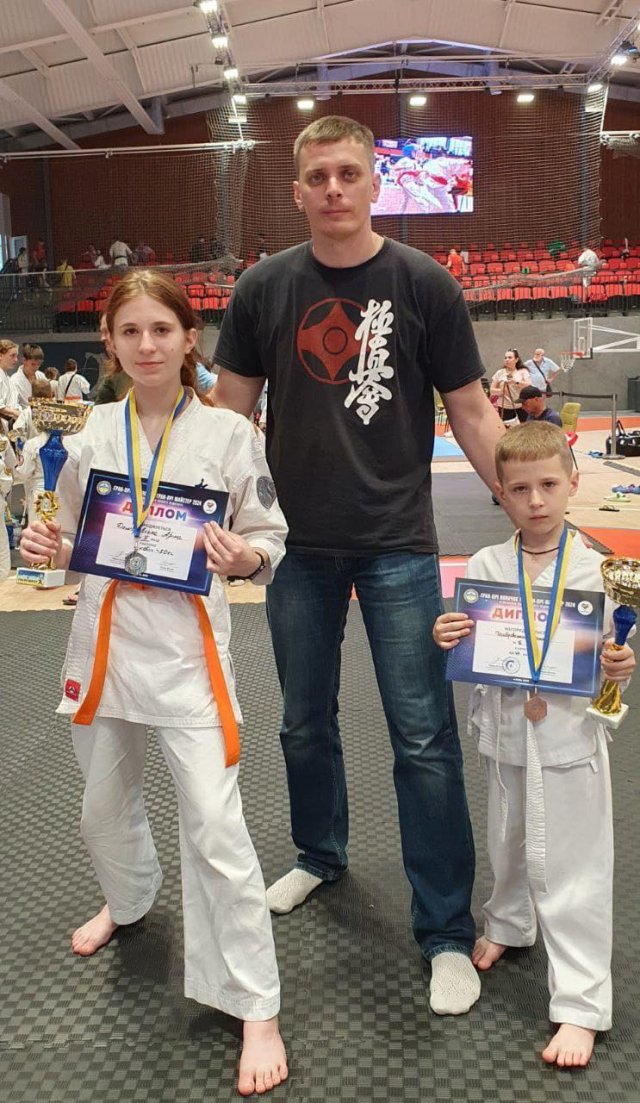 Юні херсонські каратисти успішно виступили на Всеукраїнському турнірі з кіокушин карате