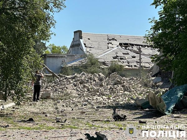 Артилерійські, мінометні та ракетний обстріли: поліцейські Херсонщини фіксують воєнні злочини рф