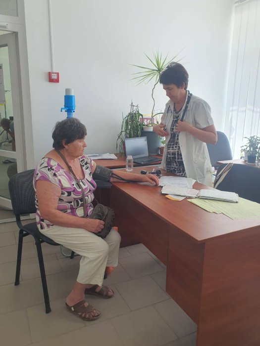 Медичні фахівці відвідали населені пункти Бериславського району