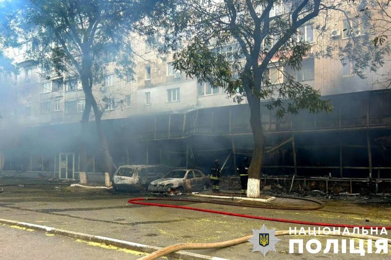 У Херсоні будівельний маркет через обстріл втратив товару на 10 мільйонів гривень