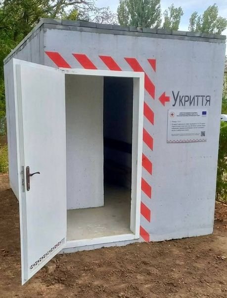 Ще три мобільні укриття встановили на Херсонщині