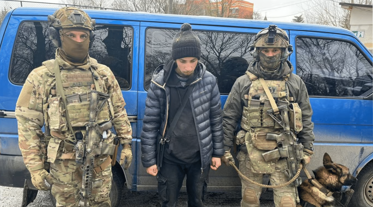 Готував знищення енергооб’єктів і радів окупації Херсона. Паломник Почаївської лаври Владислав Кононенко проведе за ґратами 15 років