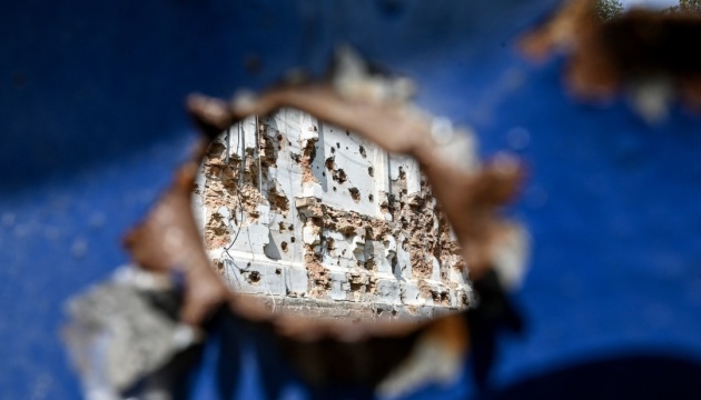 Зранку ворог атакував Антонівку, є поранена