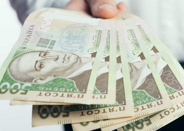 У грудні деяким українським дітям та підліткам виплатять по 6500 грн