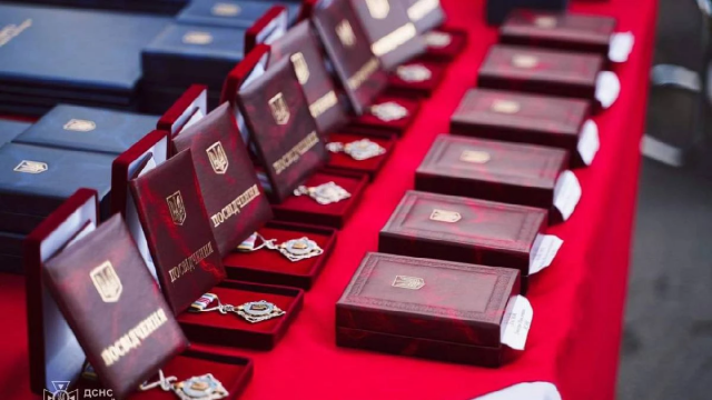 У Києві нагородили рятувальника з Херсона