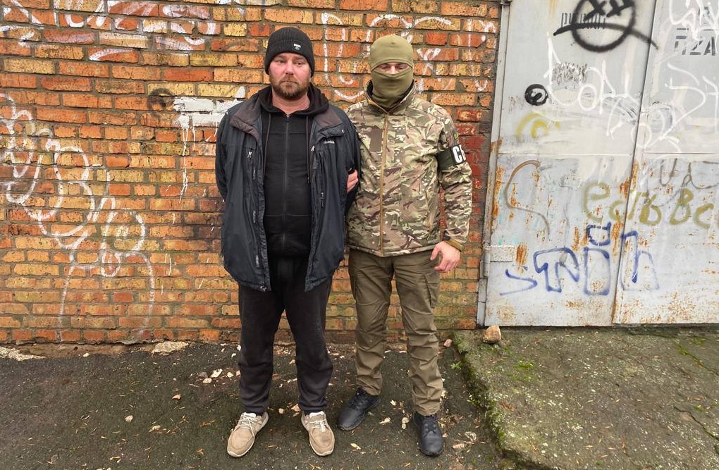 Віталій Білінський з села Чорнобаївка на Херсонщині, який розселяв окупантів, здавав їм земляків і ремонтував їхню техніку, проведе за ґратами десять років