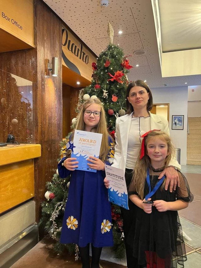 Юні херсонки перемогли у музичному конкурсі на Кіпрі