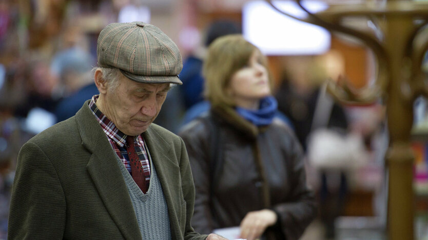 Пенсіонерам почнуть доплачувати до 1000 гривень щомісяця: як оформити допомогу
